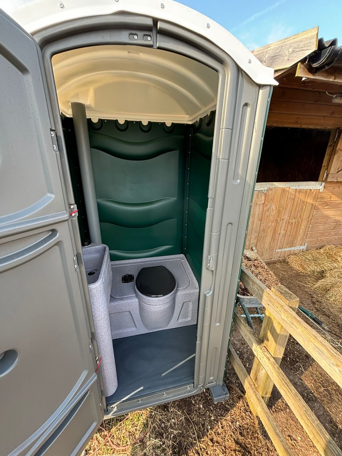 His & Hers Plastic Loo's - Photo 3