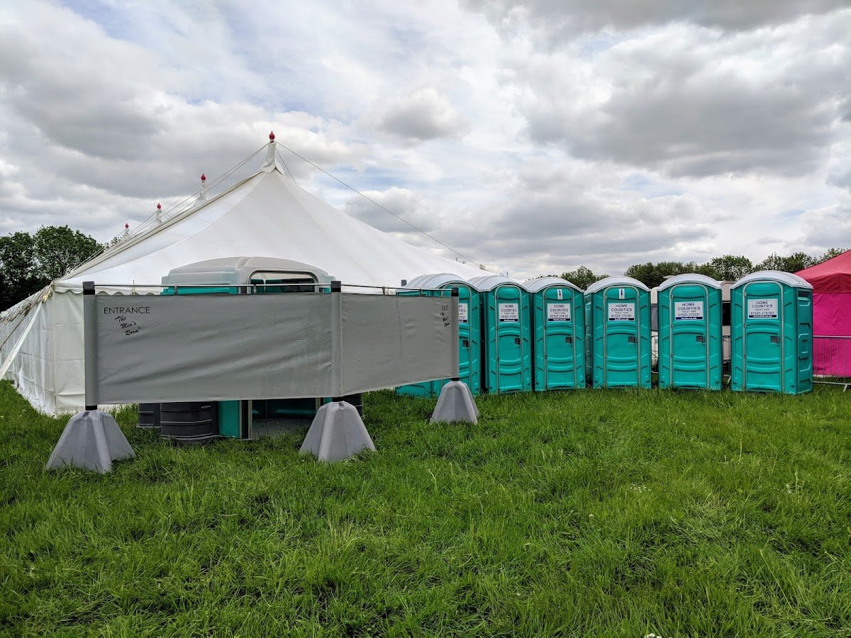 Home Counties Toilet Hire - Photo 2