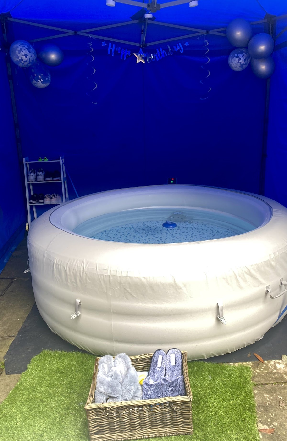 Lovely Bubbly Hot Tub Hire Ltd - Photo 2