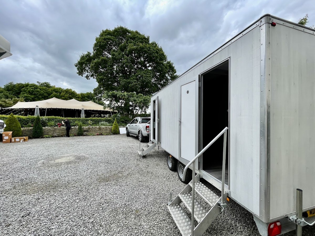 Plush Flush - Photo 3